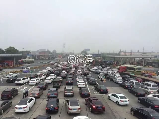 c7484db8fad53a4240ca4249688f3569.jpg
